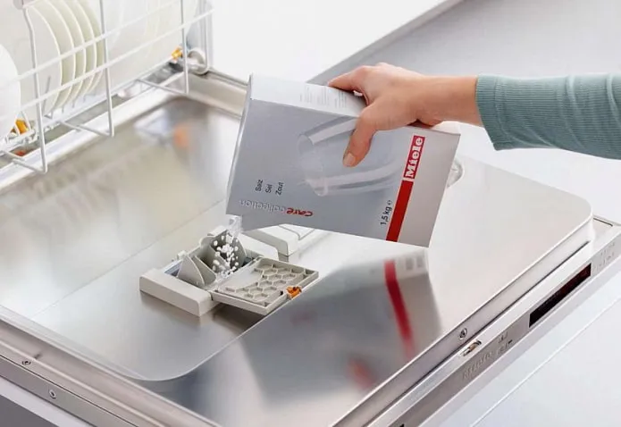 Соль для посудомоечной машины: что делать, чтобы не лишиться надёжного помощника на кухне