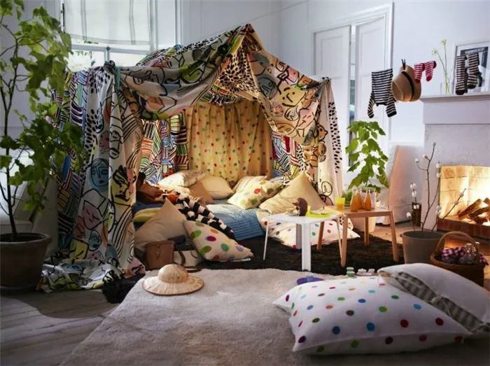 (+30 фото) Как построить дом из подушек и одеял