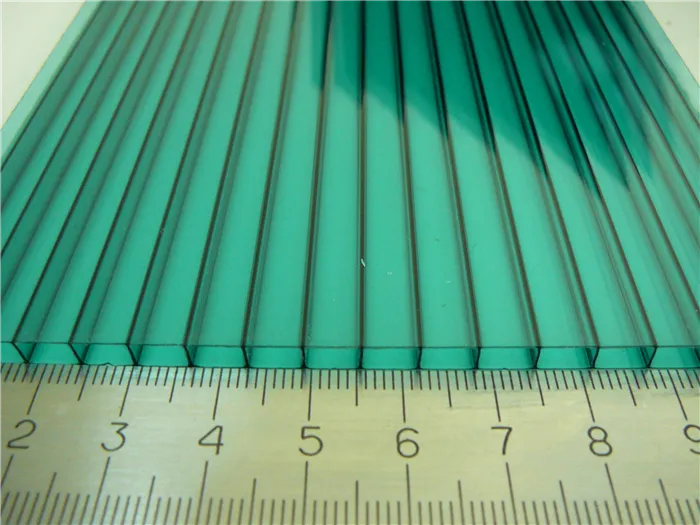 Сотовый поликарбонат 4 мм зеленый