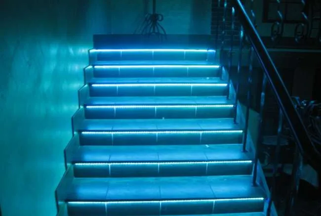 подсветка лестницы светодиодной лентой