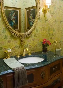 Оригинальное зеркало для ванны с антикоррозийным покрытием