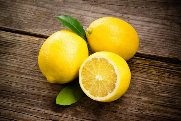 чистка ковра лимоном