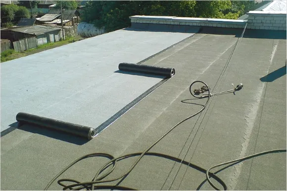 Чем покрыть крышу гаража вместо рубероида