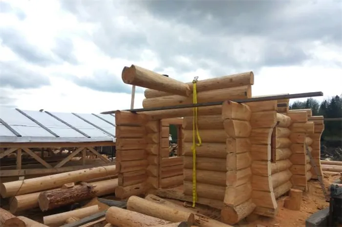 Постройка деревянного дома из бревна (лафета)