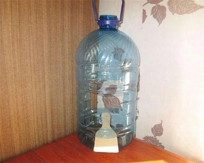 Кормушка для птиц из бутылки: 5 литров, 2 литра и 1 литр