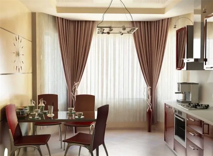 Лаконичный дизайн интерьера на кухне с коричневыми шторами