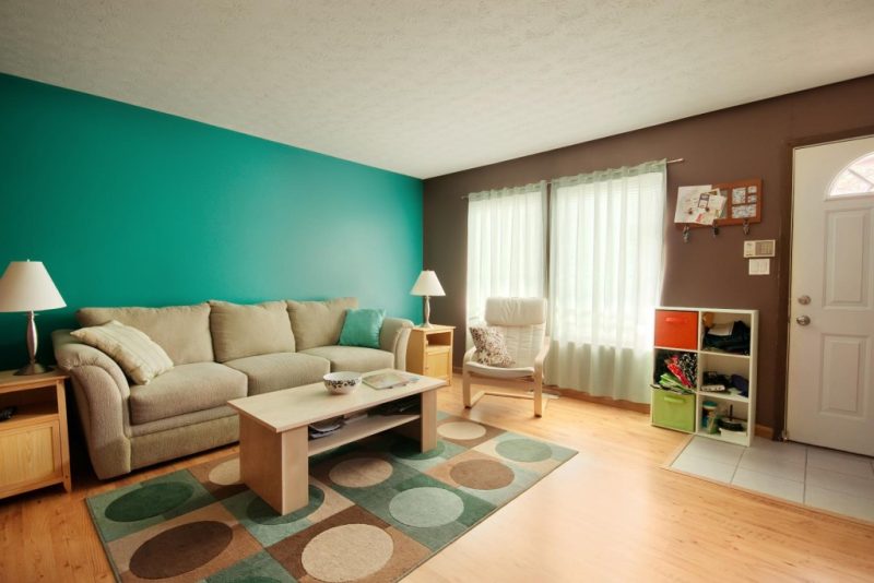 teal-and-brown-family-room