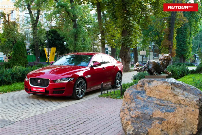 Тест-драйв Jaguar XE: Миллион за Ягуар!