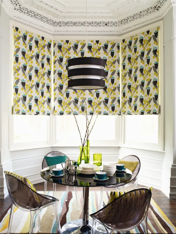 6_Sanderson_Bellflower black yellow dining room v1.JPG