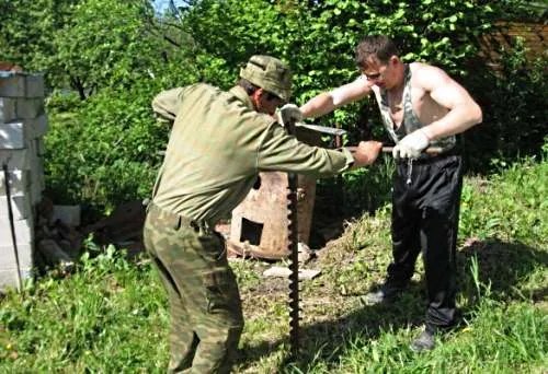 Бурение при помощи шнека